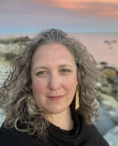 Amanda Peters is the author of The Birthing Tree