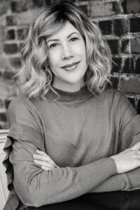 Sarah Addison Allen is the author of Paper Ghosts